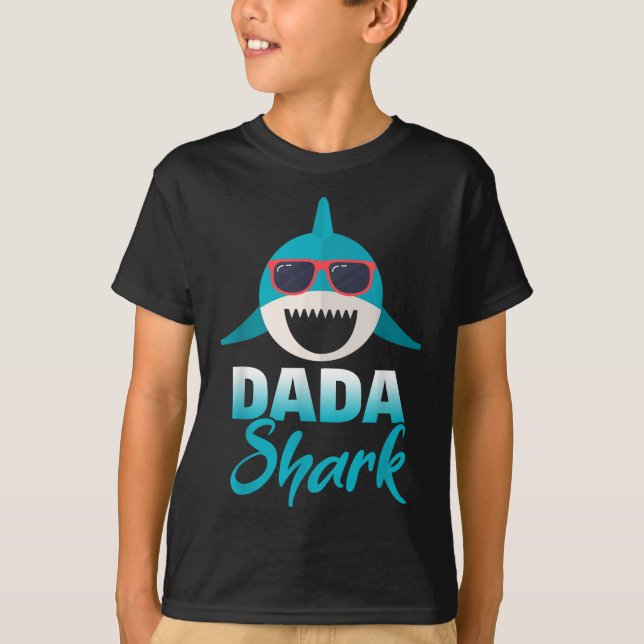 Dada Shark Wearing Cool Sungles Daddy  T-Shirt (Front)