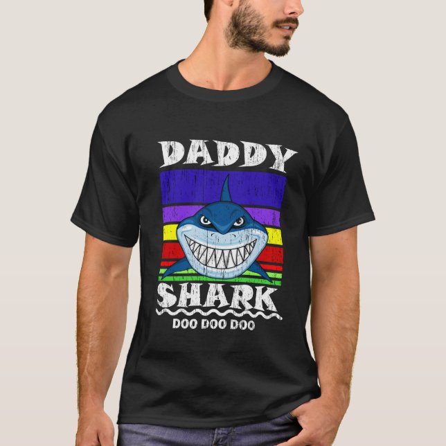  daddy shark doo doo doo , Cool Gift For Dad,Fathe T-Shirt (Front)