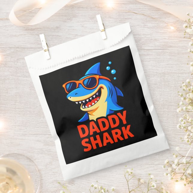 Daddy Shark Father's Day Gifts Favor Bag (Clipped)