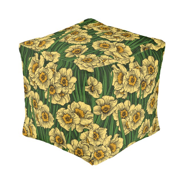 Daffodil garden pouf (Angled Front)