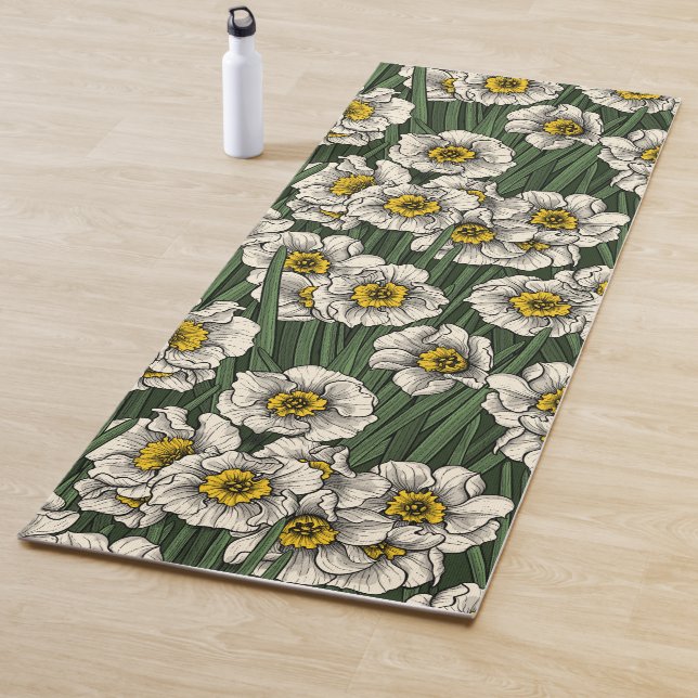 Daffodil garden yoga mat (In Situ)