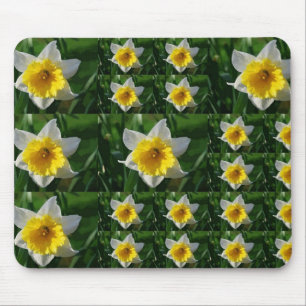 Daffodil Tic Tac Toe Mouse Pad