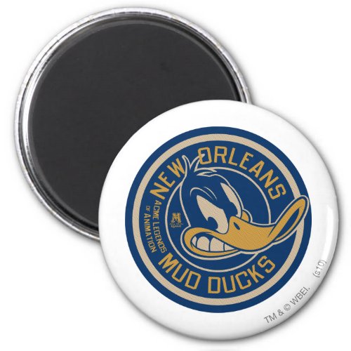 DAFFY DUCKâ Mud Ducks Round Logo Magnet