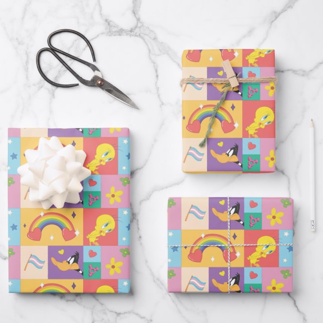 DAFFY DUCK™ & TWEETY™ - Pride Pattern Wrapping Paper Sheets (Front)