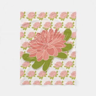 Dahlia in Dusty Rose Fleece Blanket