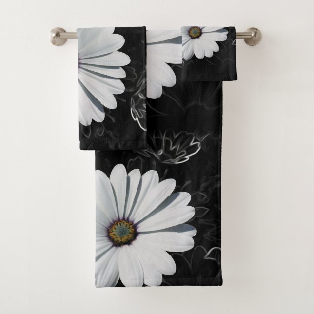 Daisies and shades of gray bath towel set (Insitu)