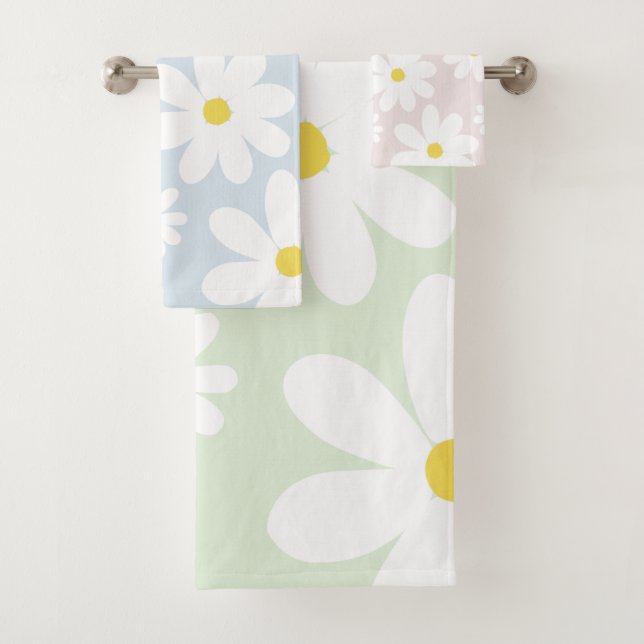 Daisies Bath Towel Set (Insitu)