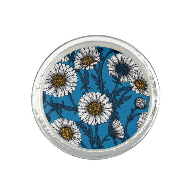 Daisies on blue ring (Front)