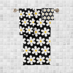 Daisies Retro Floral Pattern White Black Bath Towel Set
