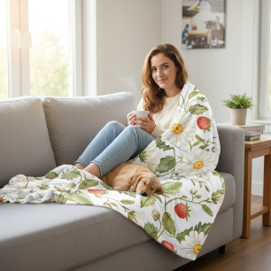 Daisies Strawberries Floral Pattern Cottagecore Fleece Blanket