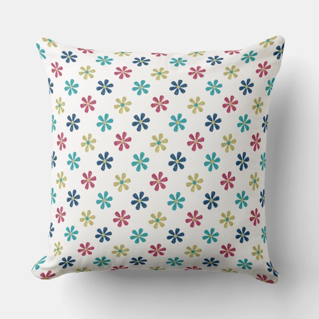Daisies Throw Pillow (Front)