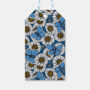 Daisies, white wild flowers and blue butterflies gift tags
