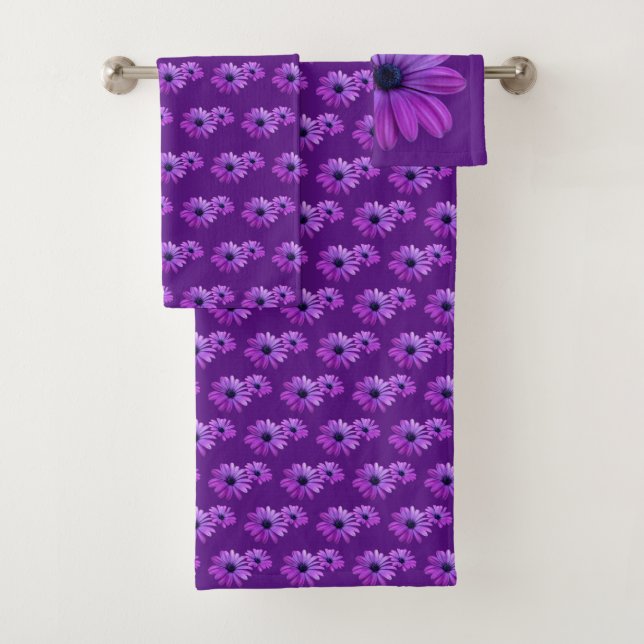 Daisy Bath Sets Blue Purple Daisy Bath Towel Set (Insitu)
