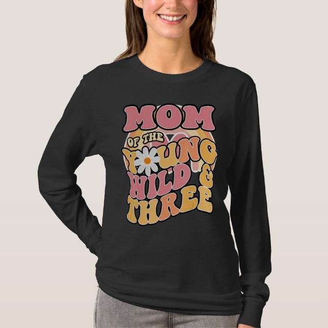 Daisy Birthday Mom Young Wild & 3 Boho 3rd Birthda T-Shirt (Front)