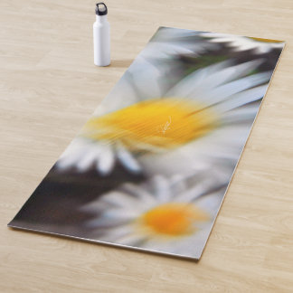 Daisy Blur Yoga Mat