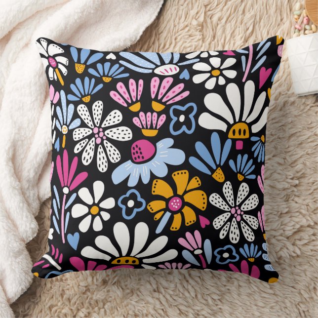 Daisy Dancing 20x20 Throw Pillow (Blanket)