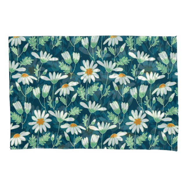 Daisy Ditsy Chamomile Romantic Print Pillow Case (Front)