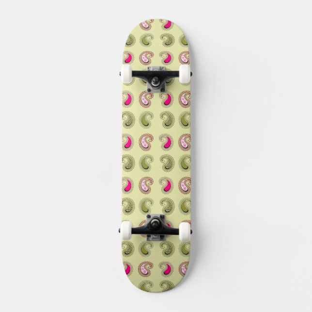 Daisy Floral Pattern Skateboard Deck (Front)