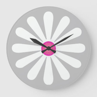Daisy flower clock on soft grey background
