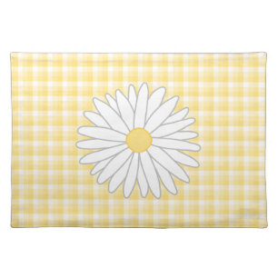 Daisy Flower in Yellow and White. Placemat