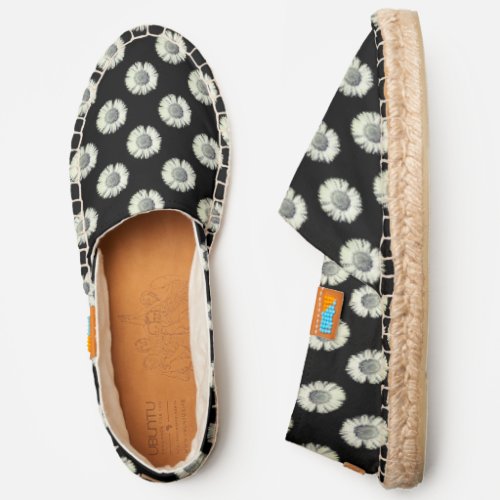 Daisy Flower Pattern Cute Girly Trendy White Black Espadrilles