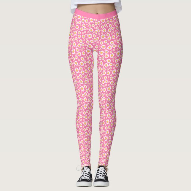Daisy Flower Pattern Trendy Soft Pink Background Leggings (Front)
