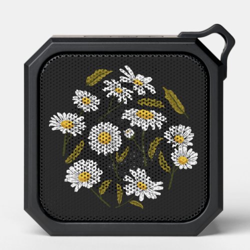 Daisy flowers and leaves design bluetooth speaker