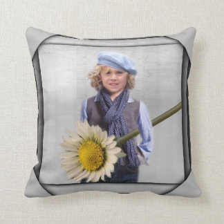 Daisy For My Mom Throw Pillow