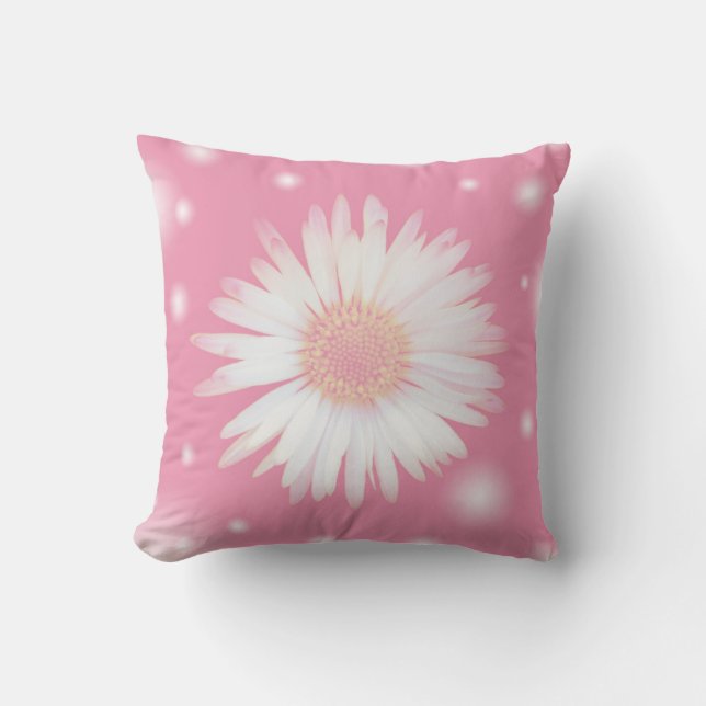 Daisy in soft pink color throw pillow (Front)