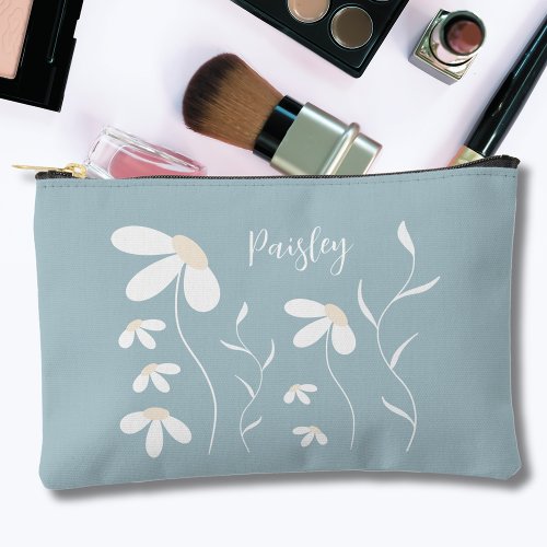 Daisy Makeup Pouch _ Floral Botanical Green Bag