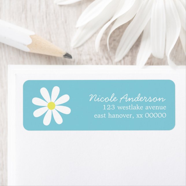 Daisy on Blue Label (Insitu)