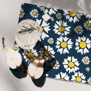 Daisy Pattern, Floral Pattern, White Daisies Cloth Placemat