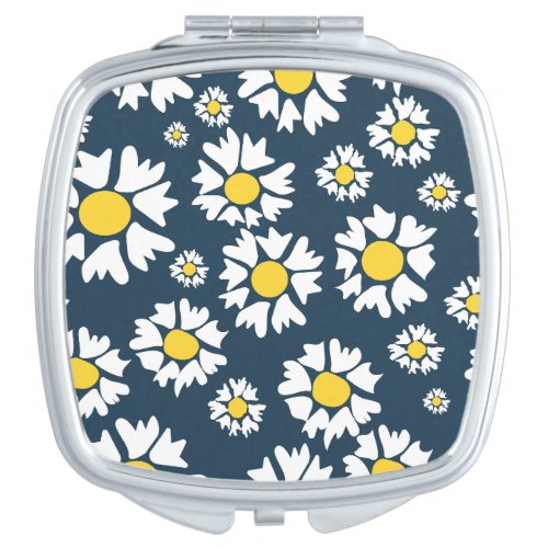 Daisy Pattern Floral Pattern White Daisies Compact Mirror