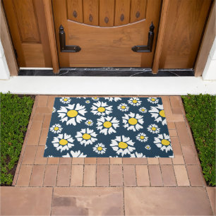 Daisy Pattern, Floral Pattern, White Daisies Doormat