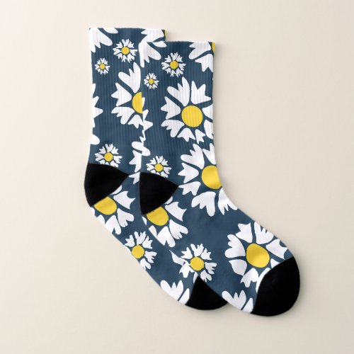 Daisy Pattern Floral Pattern White Daisies Socks