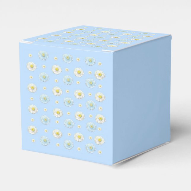 Daisy Pattern on light blue background  Favor Boxes (Front Side)