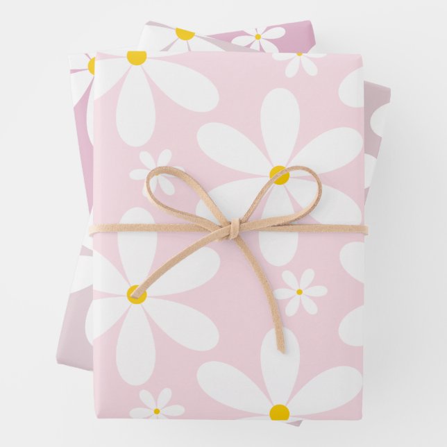 Daisy Pattern (PInk) Wrapping Paper Sheets (In situ)