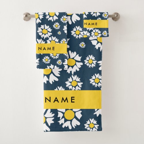 Daisy Pattern White Daisies Your Name Bath Towel Set