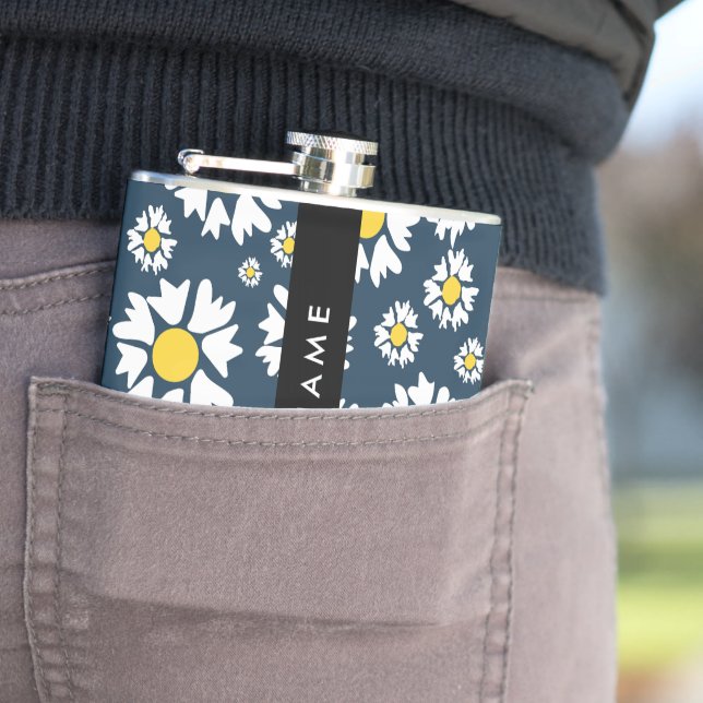 Daisy Pattern, White Daisies, Your Name Flask (In Situ)