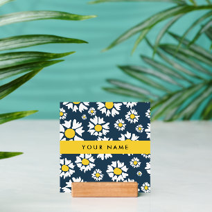 Daisy Pattern, White Daisies, Your Name Holder
