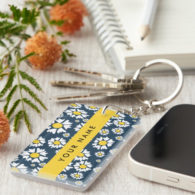 Daisy Pattern, White Daisies, Your Name Keychain (Front Right)