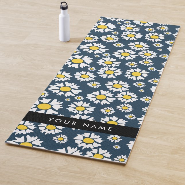 Daisy Pattern, White Daisies, Your Name Yoga Mat (In Situ)