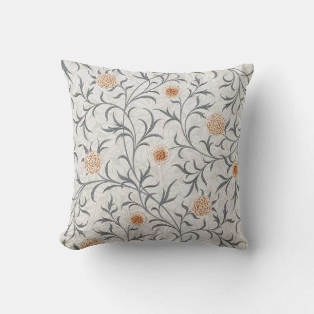 Daisy, William Morris Throw Pillow (Front)