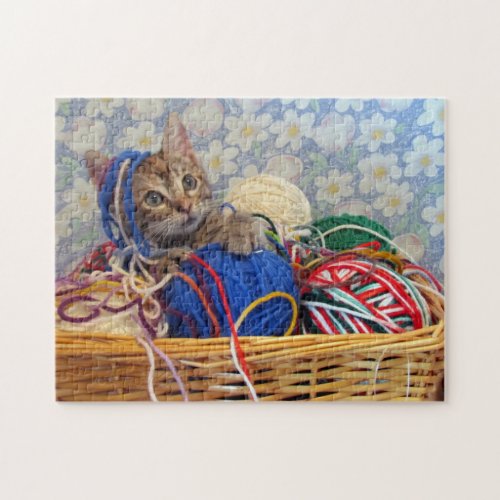 Daisys Yarn _ Cat in a Basket of Yarn Puzzle