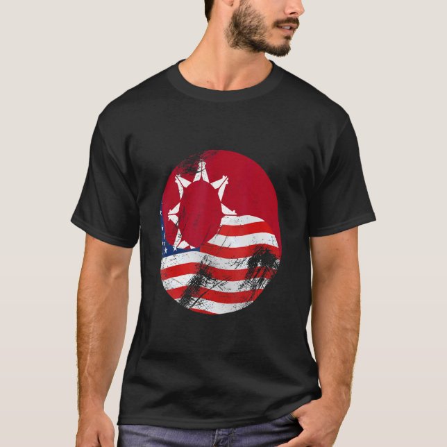 Dakota And Lakota Tribe Sioux Flag Sioux T-Shirt (Front)