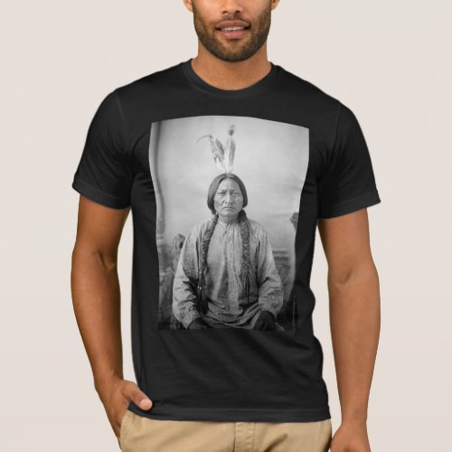 Dakota Leader Sitting Bull Native American Indian  T_Shirt