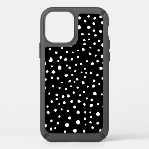 Dalmatian Dots Dalmatian Spots Black and White Speck iPhone 12 Case