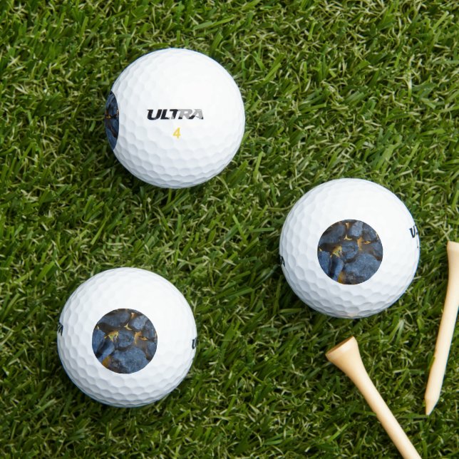 Dalmatian Stone Wall Texture Golf Balls (Insitu Grass)