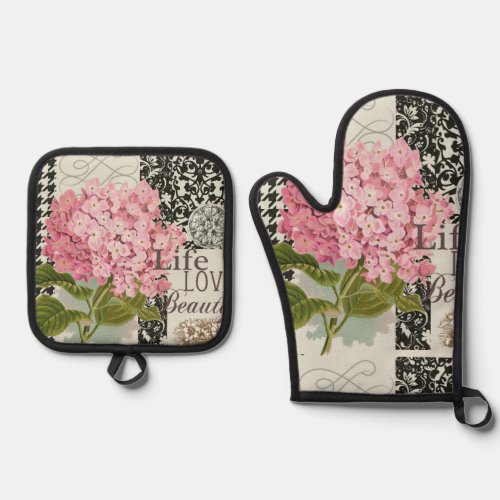 Damask Pattern Floral Decor Pretty Oven Mitt  Pot Holder Set