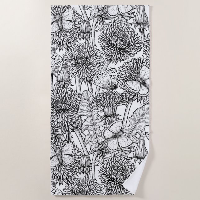 Dandelion meadow in black and white beach towel (Front)